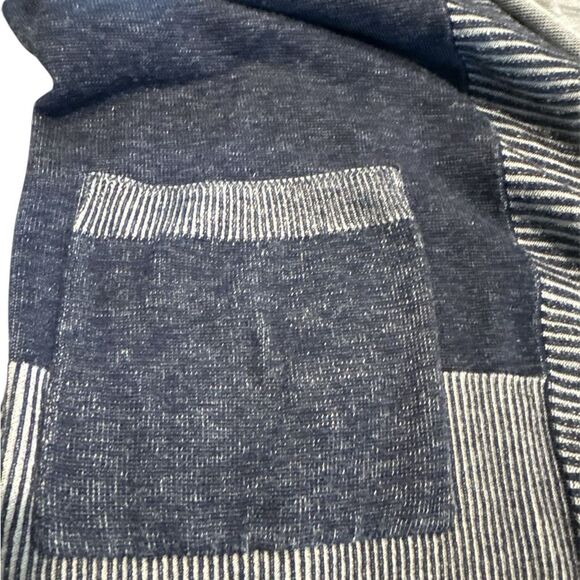 Chico's Blue and Gray Cardigan Sweater Vest Size 2 - Picture 7 of 7
